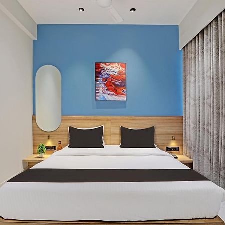 Hotel Lee Platinum Ahmedabad Eksteriør billede