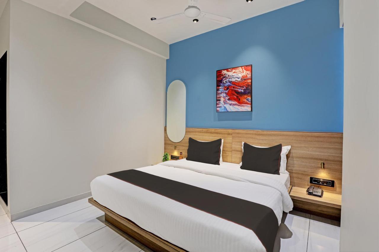Hotel Lee Platinum Ahmedabad Eksteriør billede