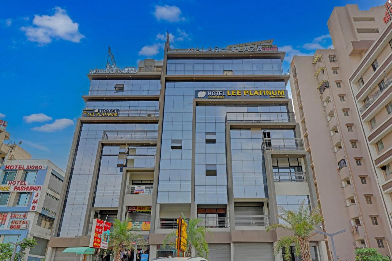 Hotel Lee Platinum Ahmedabad Eksteriør billede