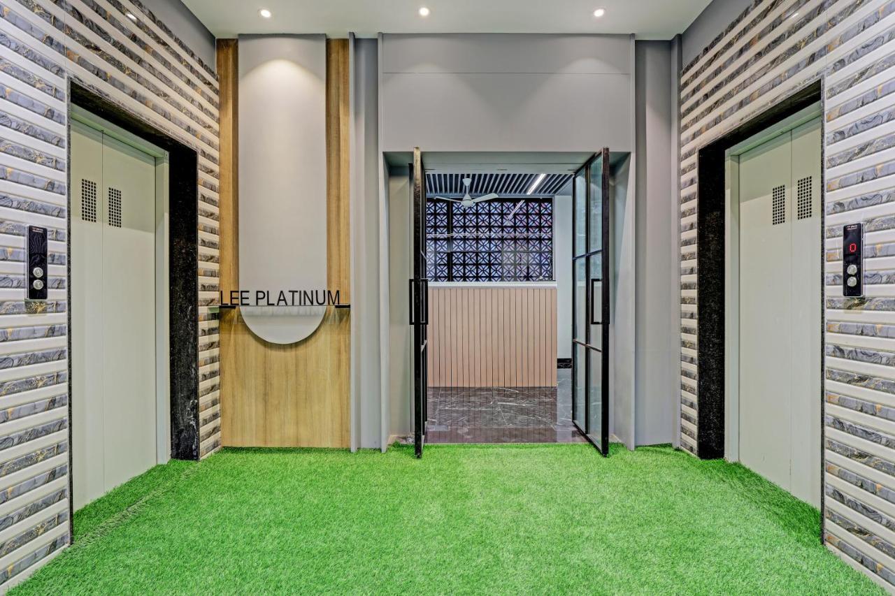 Hotel Lee Platinum Ahmedabad Eksteriør billede